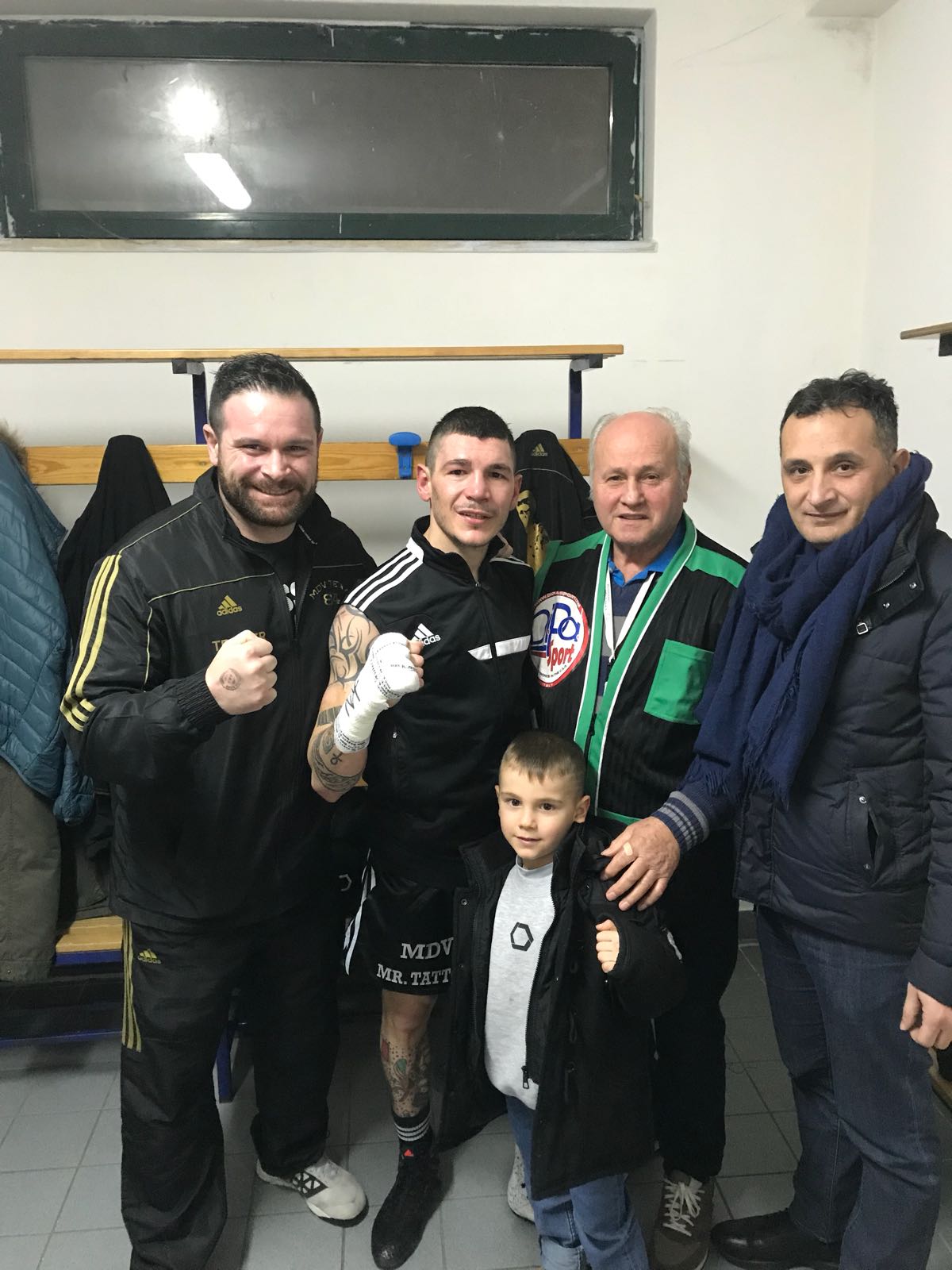 6d58c29e d6e6 40a3 9fff d50add2801a5