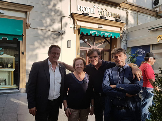 Apa Jacoponi Zurlo Africano